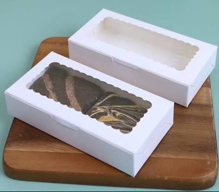 2 Brownie White Window Box