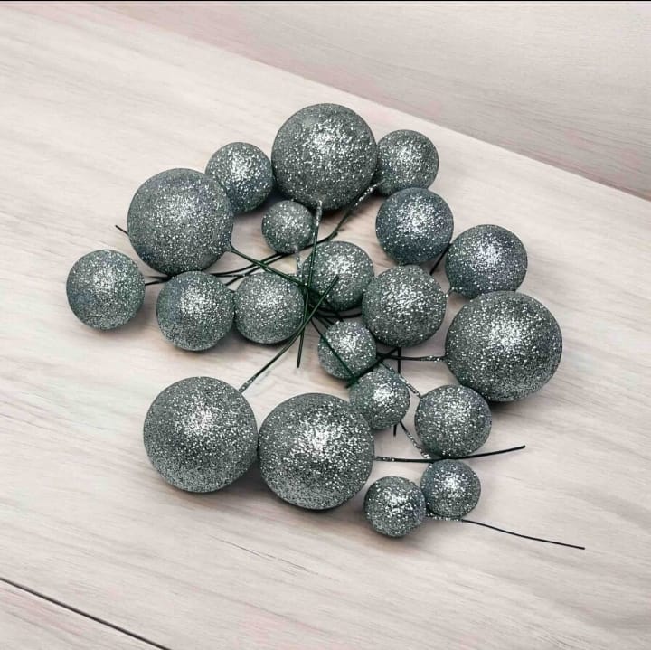 Silver Glitter Faux Balls (Pack of 20)