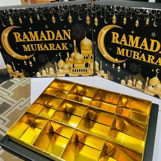 12 Cavity Sweet Box Ramadan Kareem (Black)