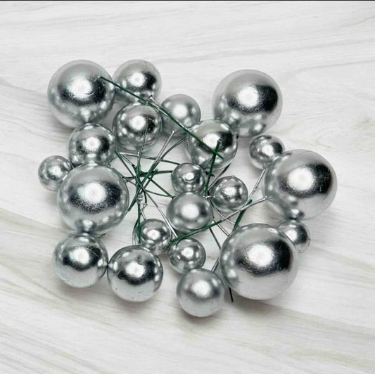 Silver Metallic Faux Balls (Pack Of 20)